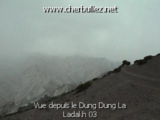 légende: Vue depuis le Dung Dung La Ladakh 03
qualityCode=raw
sizeCode=half

Données de l'image originale:
Taille originale: 150020 bytes
Temps d'exposition: 1/150 s
Diaph: f/400/100
Heure de prise de vue: 2002:06:17 08:29:50
Flash: non
Focale: 42/10 mm
